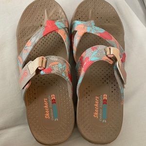 Skechers Outdoor lifestyle sandal never worn. Size 6